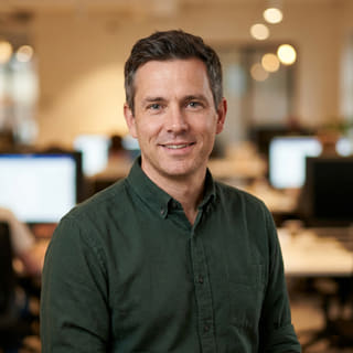 Daniel Carter, bei Klar Zinsmehrenz als Chief Technology Officer aufgeführt, auf einem Profilbild